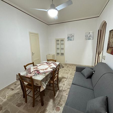 November House צ'פאלו מראה חיצוני תמונה