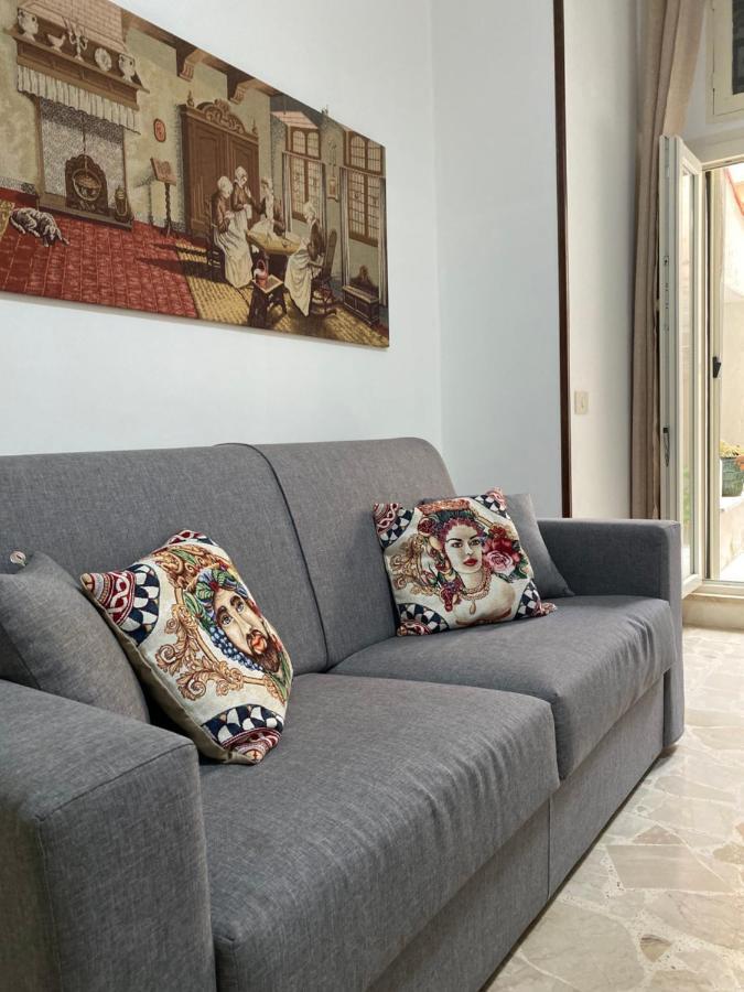 November House צ'פאלו מראה חיצוני תמונה
