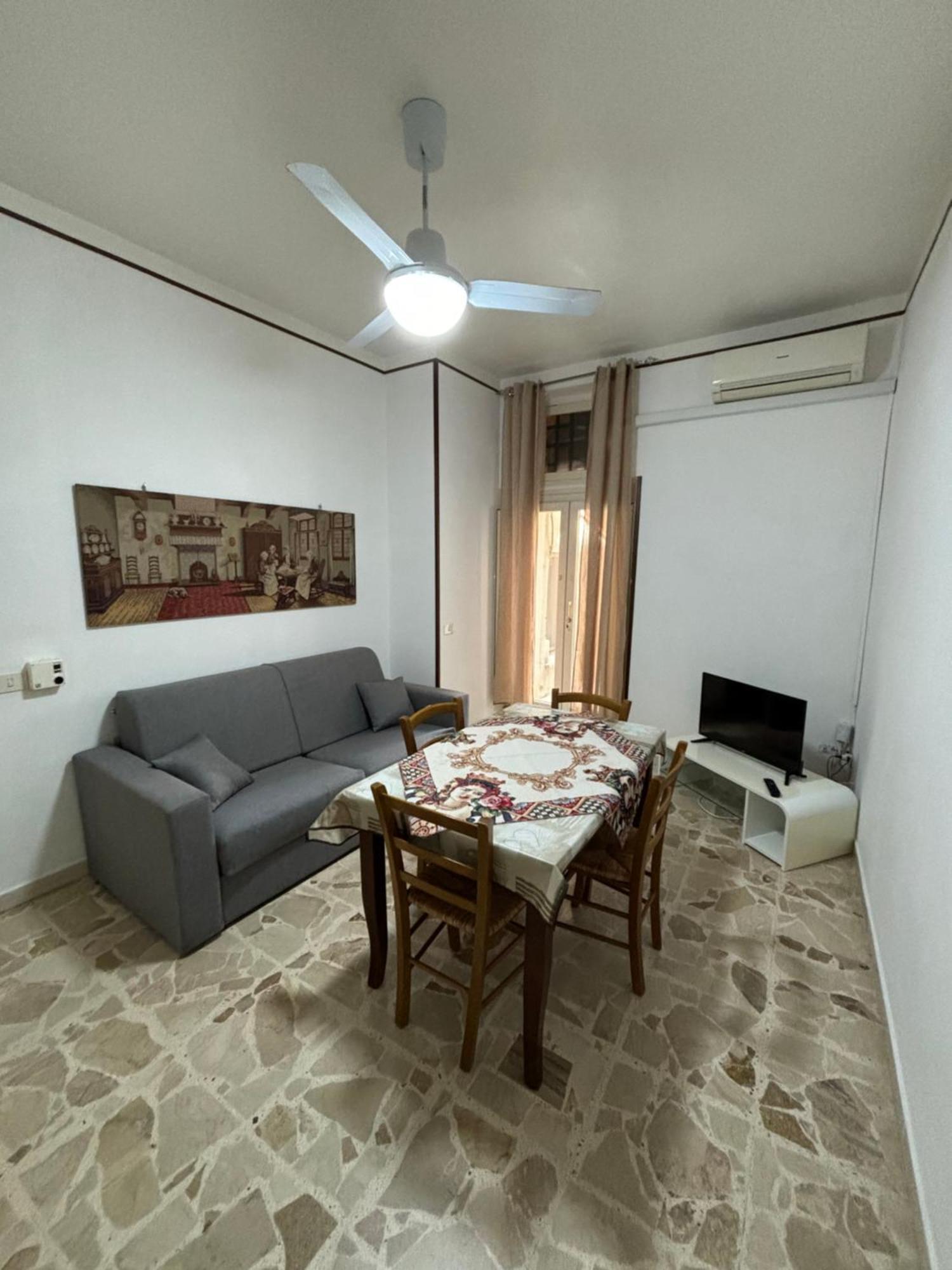 November House צ'פאלו מראה חיצוני תמונה