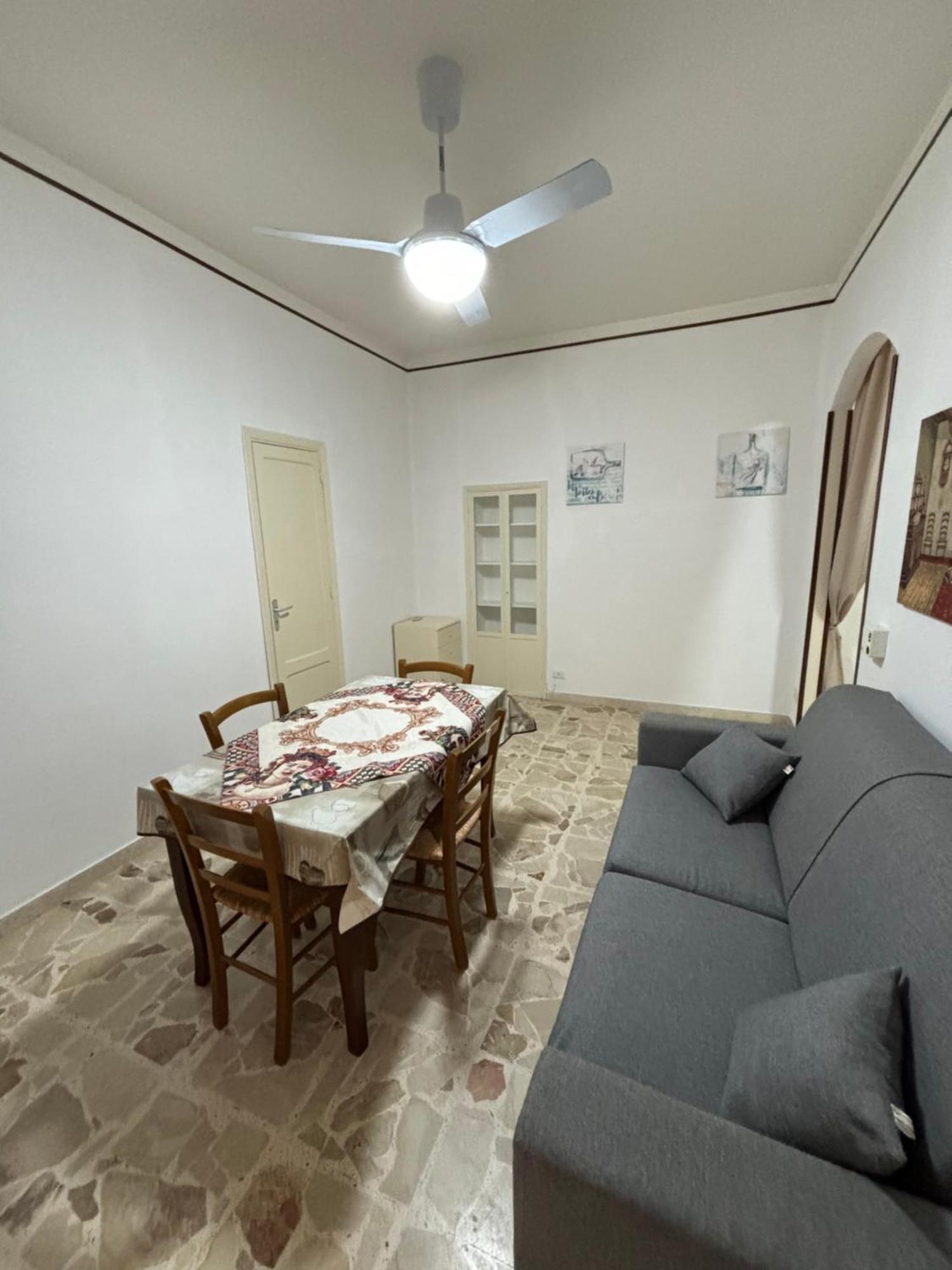 November House צ'פאלו מראה חיצוני תמונה