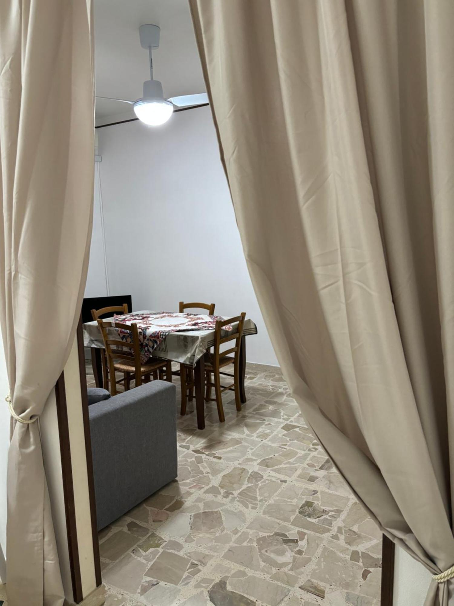 November House צ'פאלו מראה חיצוני תמונה