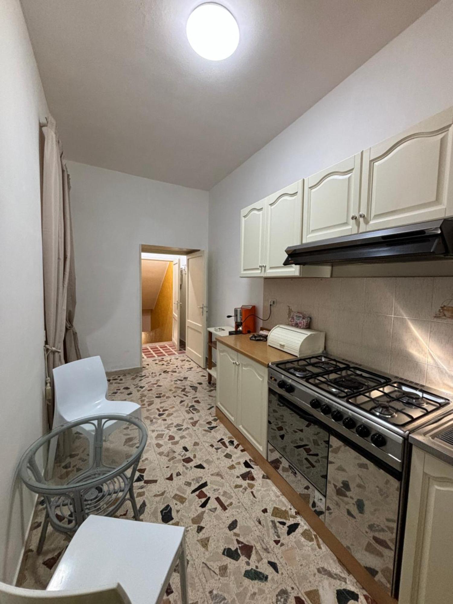 November House צ'פאלו מראה חיצוני תמונה