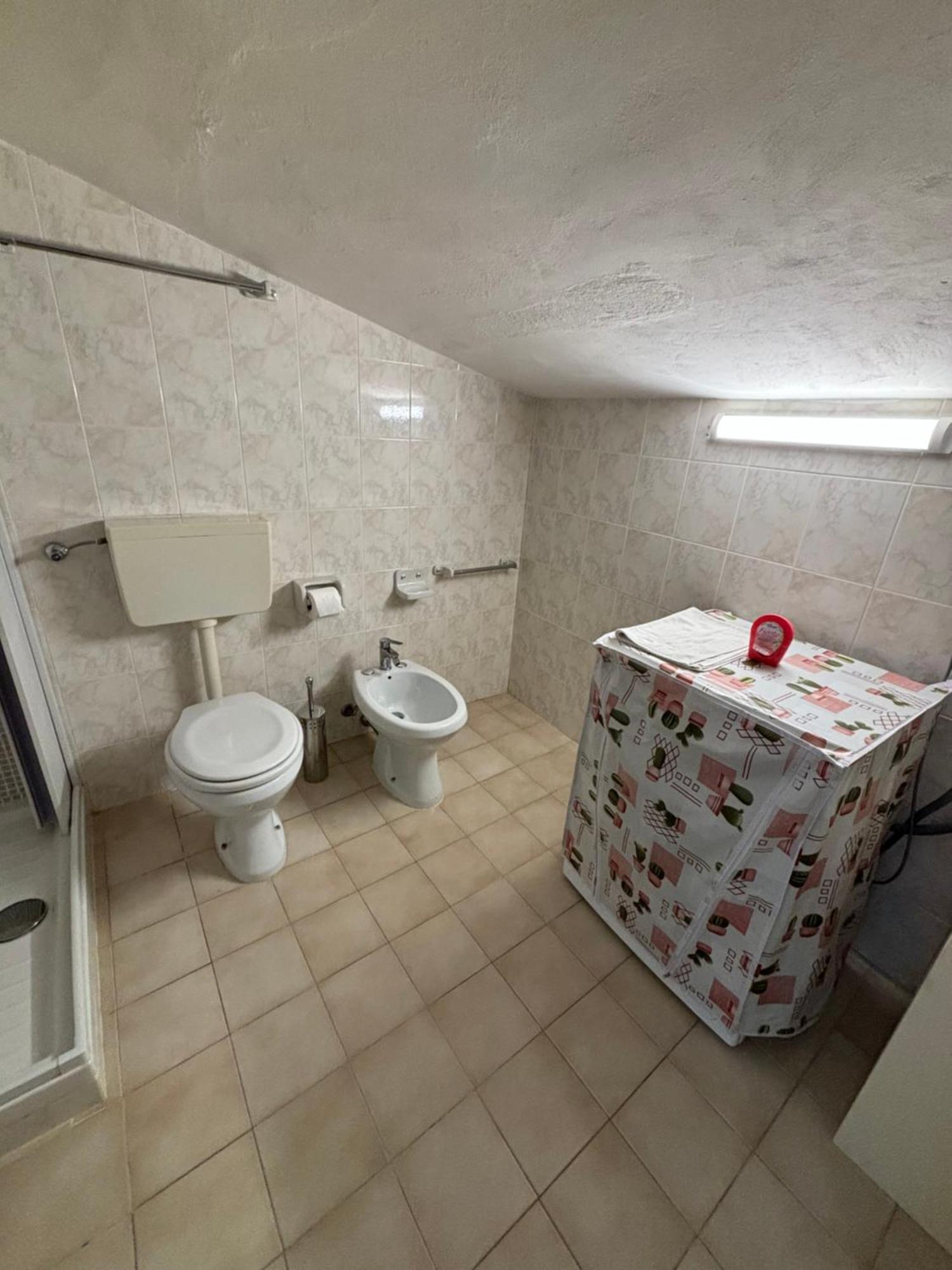 November House צ'פאלו מראה חיצוני תמונה